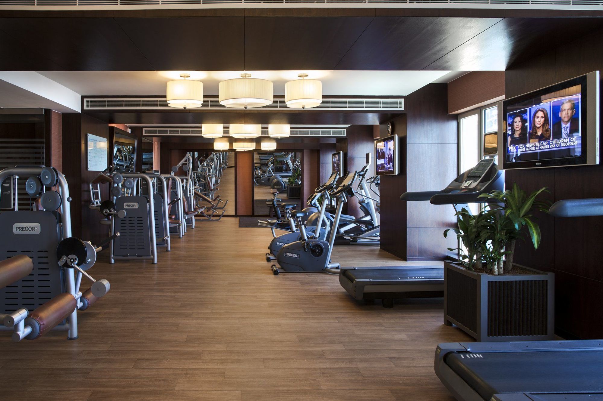 Hyatt Regency Al Kout Mall Кувейт Екстериор снимка The gym at the hotel